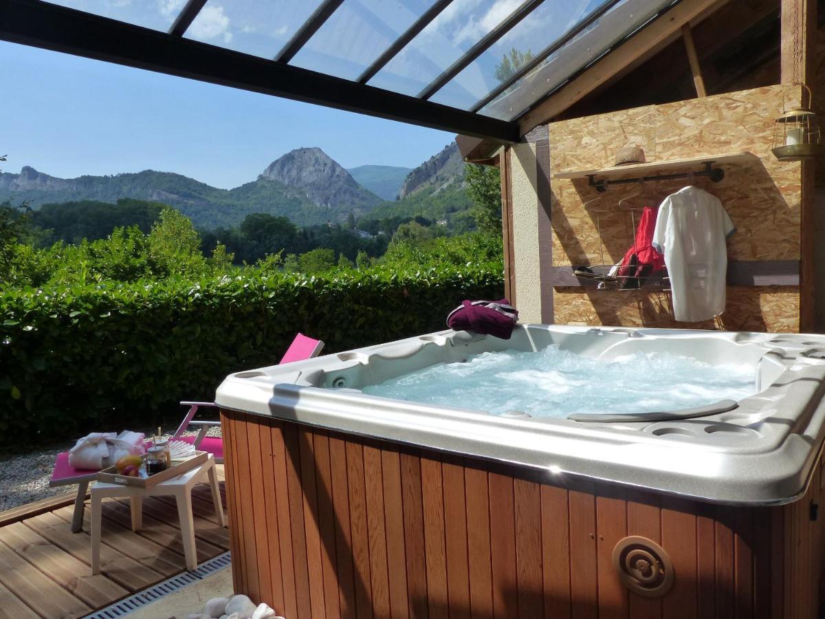 Maison D'Hotes Du Domaine Fournie ตาฮาสกง-ซูร์-อารีแยฌ ภายนอก รูปภาพ